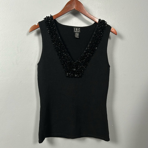 Cashmere Silk Blend V-neck sleeveless sweater size M Gently used - Picture 2 of 6